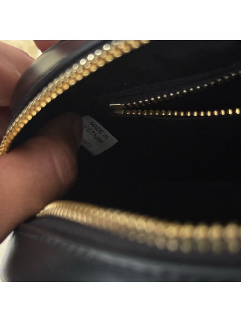 NWT TORY BURCH Kira Diamond Quilt Camera Bag Black Color - Picture 8 of 11
